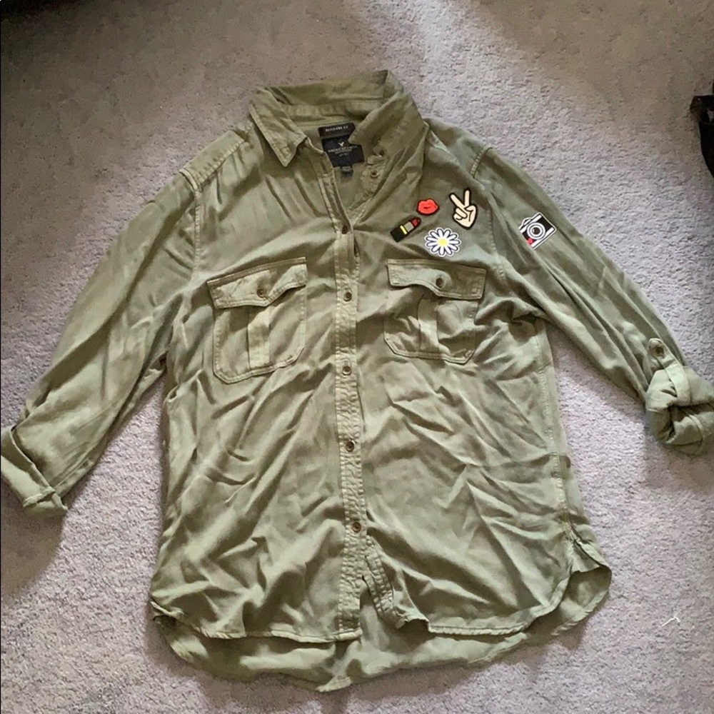american eagle button-down shirt